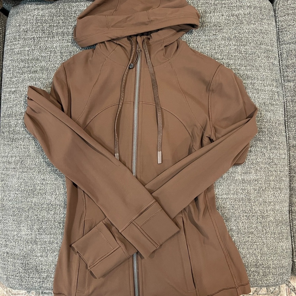 Lululemon Define Jacket *Regular Length with Hood Size 6 Java